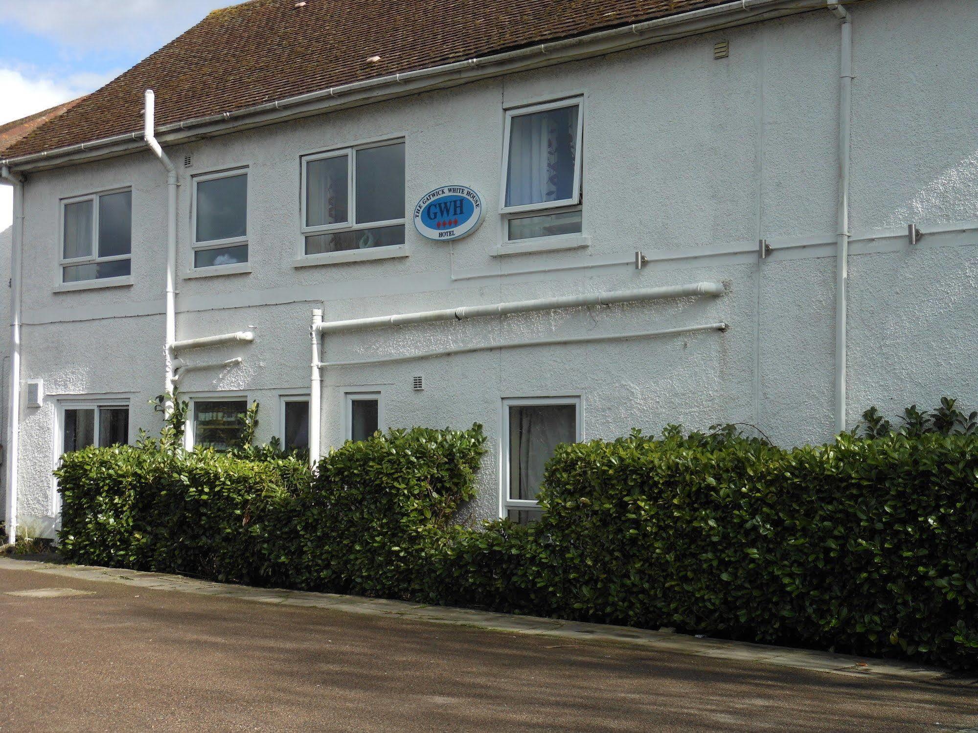 The Gatwick White House Hotel Хорли Экстерьер фото